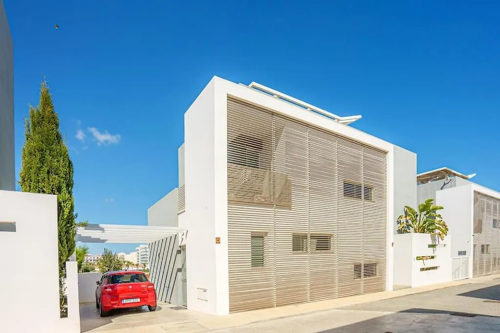 Hubstay - The Royal Palace Lux Protaras - 10 Min Walk To The Beach