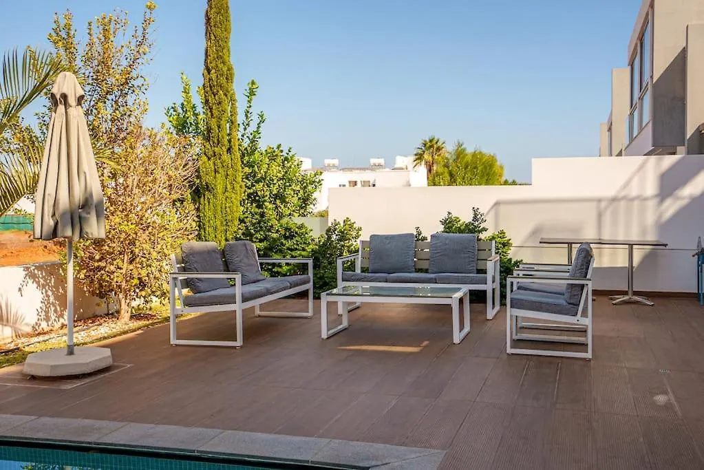Hubstay - The Royal Palace Lux Protaras - 10 Min Walk To The Beach Cyprus