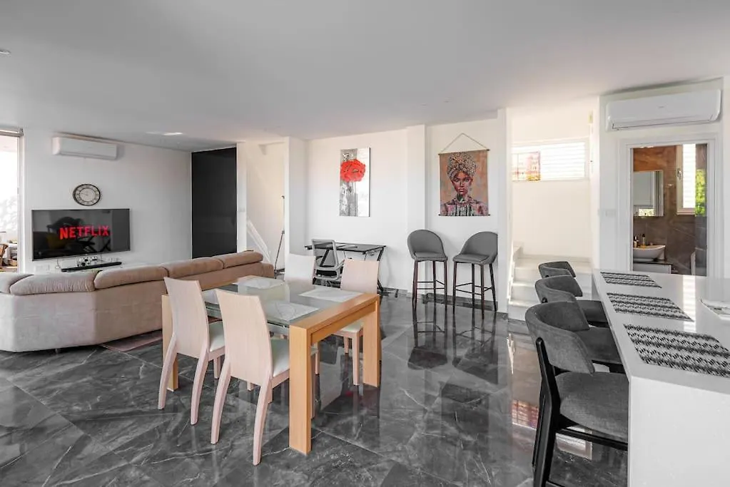 Hubstay - The Royal Palace Lux Protaras - 10 Min Walk To The Beach 0*,  Cyprus